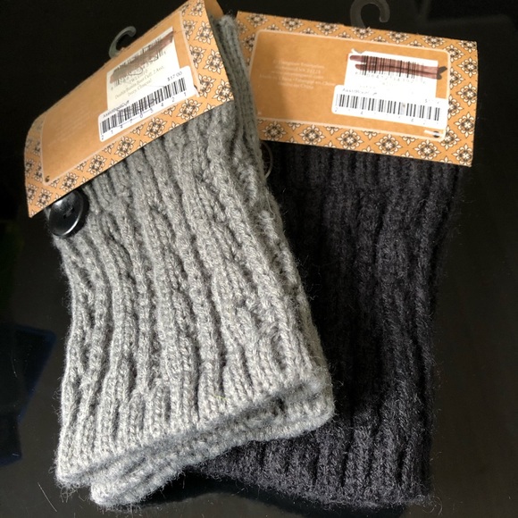 Cable knit boot cuffs in black and gray 2 for 1 - Picture 2 of 4
